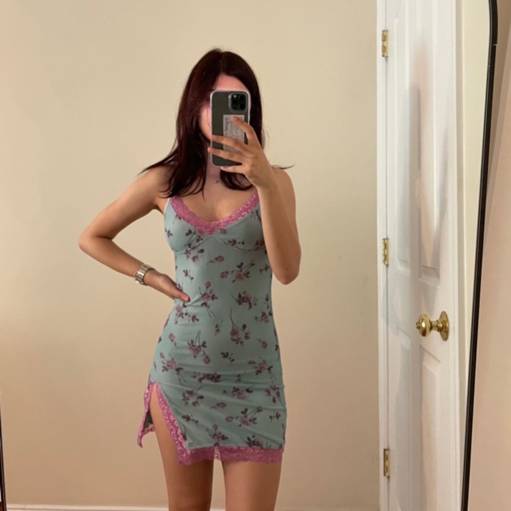 Brand New Motel Rocks Coti Bloom Lime Slip Lace Dress with Tags